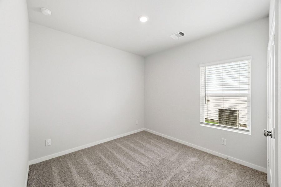 Spacious, unfurnished interior of a new home in The Villages at Westpointe, Dayton (Image 27).