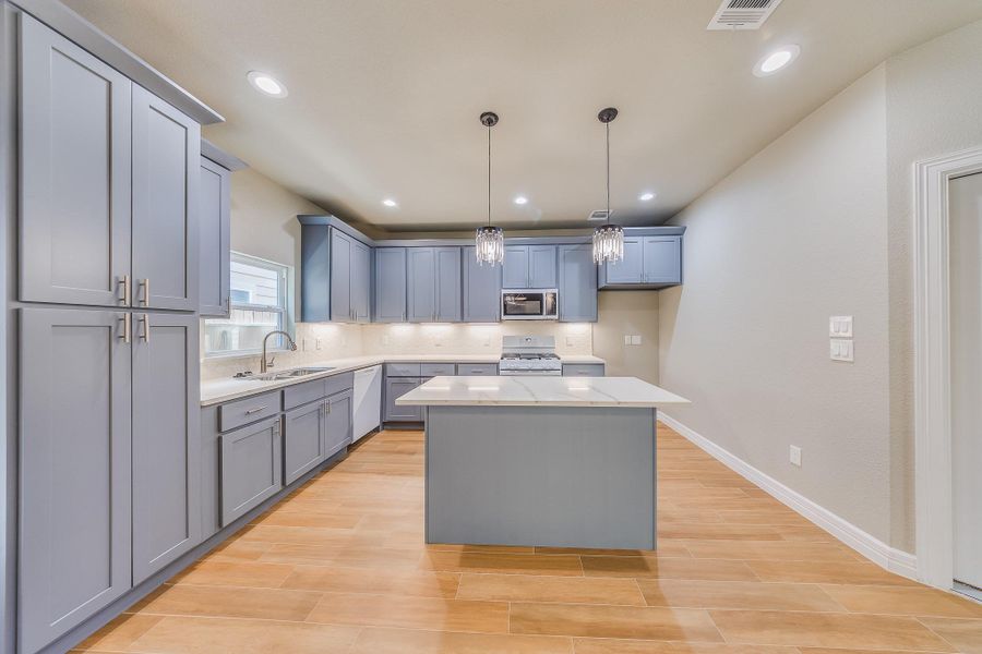 Image 9 of a home in . Image 9 of a home in .