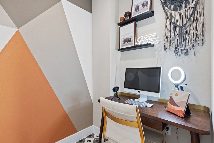 Furnished interior view inside a new home in Park Collection at Lariat, Liberty Hill (Image 35). Furnished interior view inside a new home in Park Collection at Lariat, Liberty Hill (Image 35).