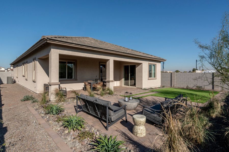 Representative exterior details of a home built from the Falcon by Risewell Homes in Citrus Park, Goodyear (Image 4).