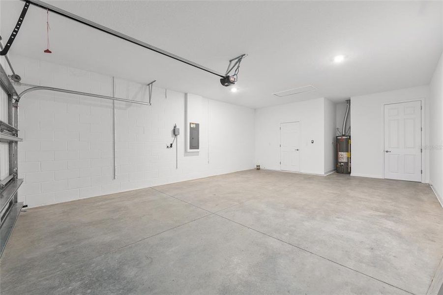 Spacious, unfurnished interior of a new home in , Ocala (Image 33). Spacious, unfurnished interior of a new home in , Ocala (Image 33).
