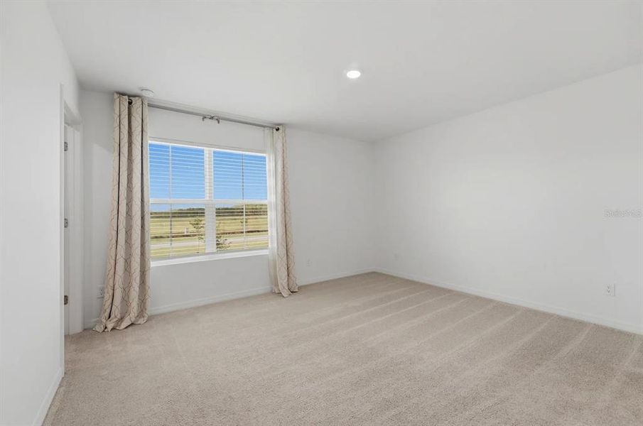 Spacious, unfurnished interior of a new home in , Winter Garden (Image 22). Spacious, unfurnished interior of a new home in , Winter Garden (Image 22).