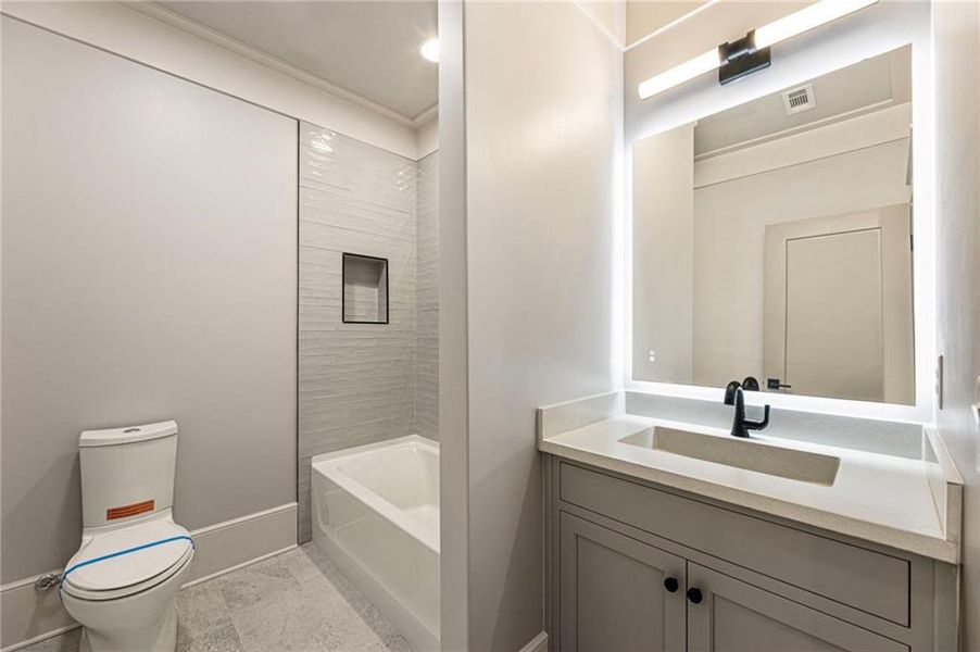 Furnished interior view inside a new home in , Alpharetta (Image 64).