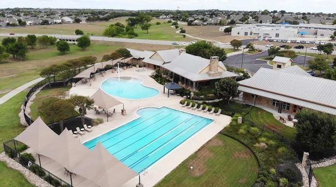 Amenity Center & Pool Amenity Center & Pool