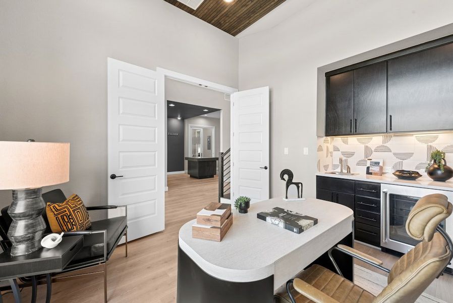 Representative furnished interior of a home built from the Emory by Scott Felder Homes in Leander Estates, Leander (Image 47).