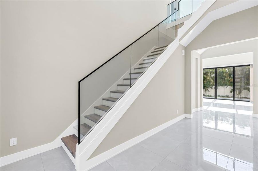 Spacious, unfurnished interior of a new home in , St. Petersburg (Image 20). Spacious, unfurnished interior of a new home in , St. Petersburg (Image 20).