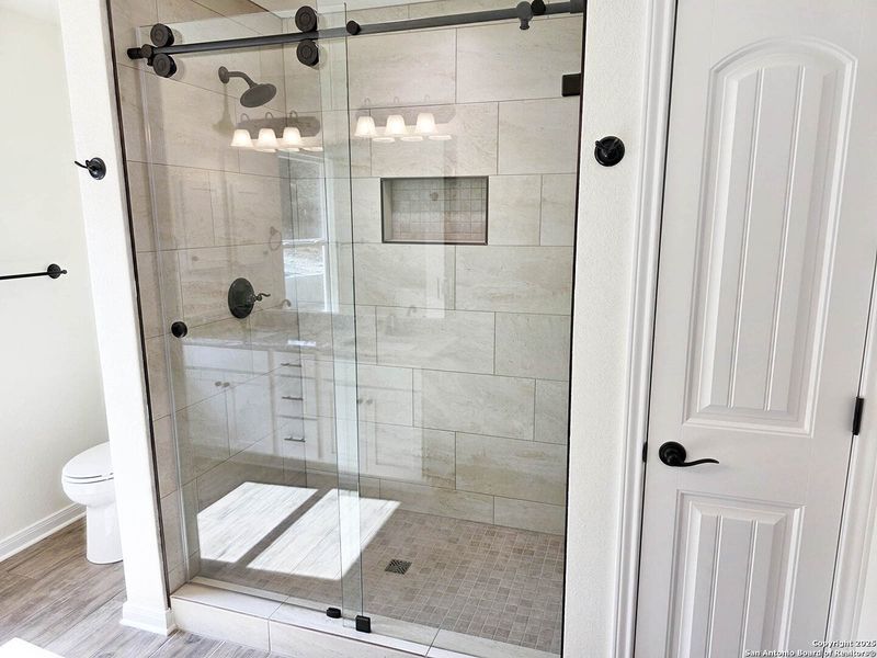 Image 21 of a home in .