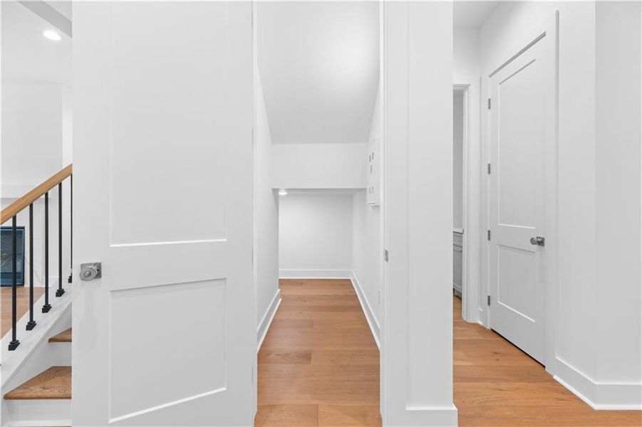 Spacious, unfurnished interior of a new home in , Marietta (Image 36).