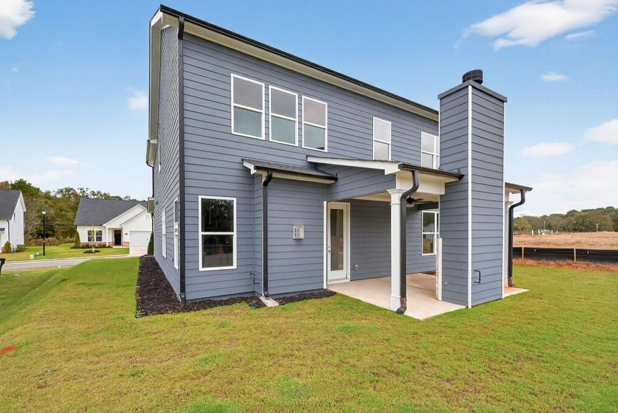 Exterior details and patio area of a home in Red Bird Manor, Jefferson (Image 4). Exterior details and patio area of a home in Red Bird Manor, Jefferson (Image 4).
