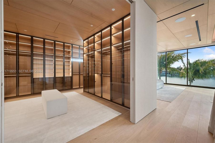 Community amenities in , Miami Beach (Image 58).