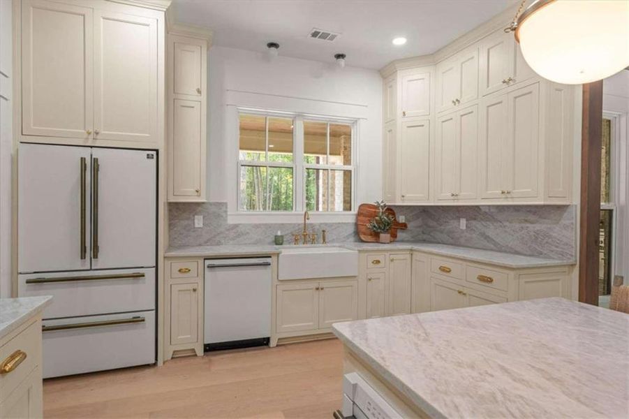 Furnished interior view inside a new home in , Carrollton (Image 40).