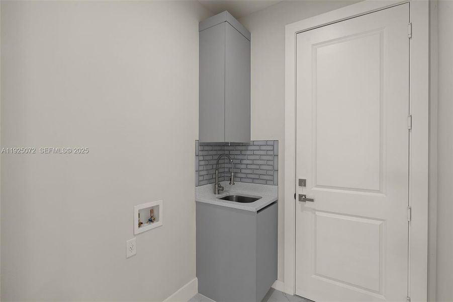 Furnished interior view inside a new home in , Naples (Image 24).