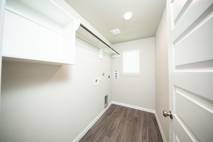 Image 14 of a home in Bammel Oaks.