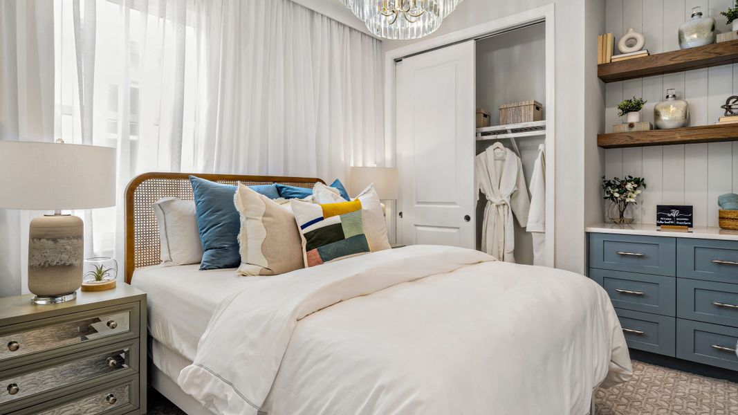 Secondary Suite Secondary Suite