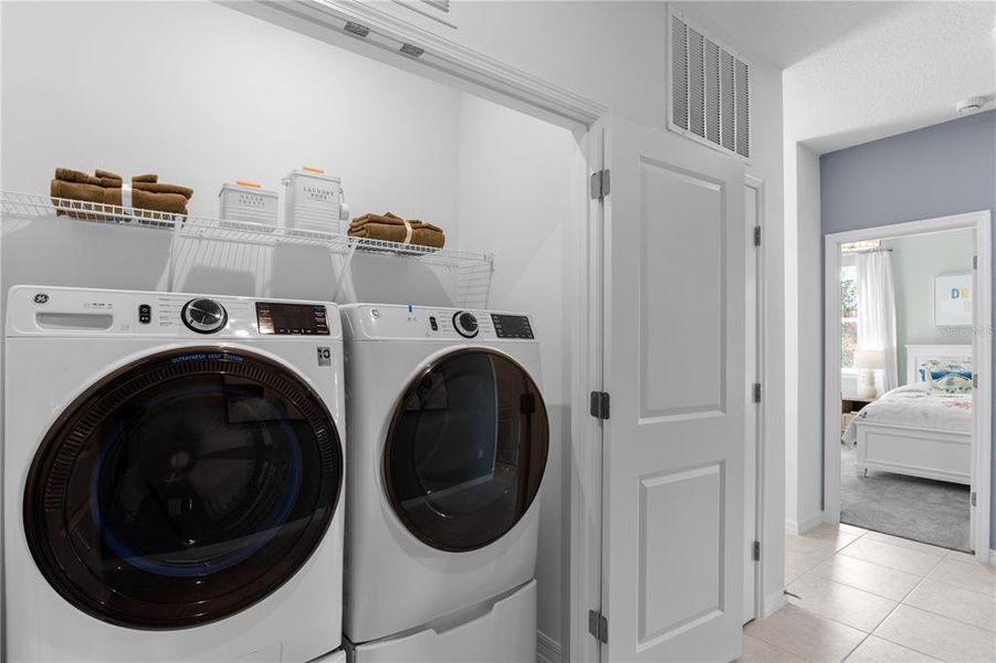 Furnished interior view inside a new home in , Westchase (Image 23).