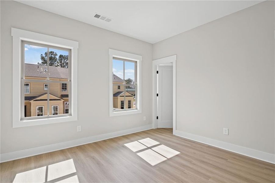 Spacious, unfurnished interior of a new home in , Kennesaw (Image 17).