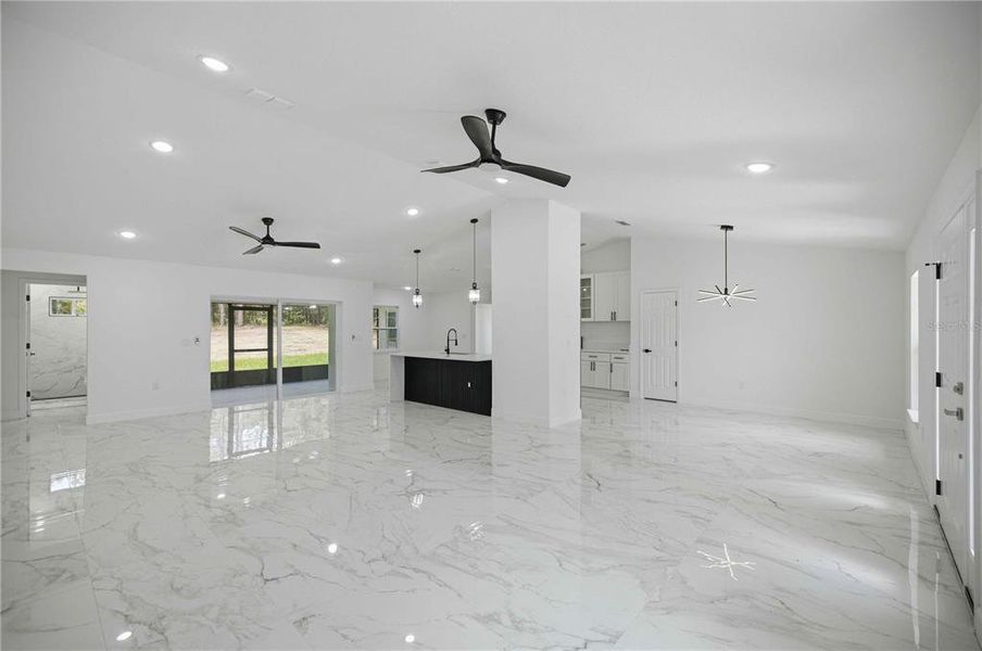 Spacious, unfurnished interior of a new home in , Dunnellon (Image 33). Spacious, unfurnished interior of a new home in , Dunnellon (Image 33).