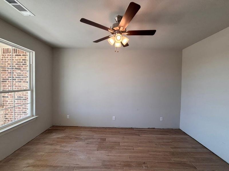 Spacious, unfurnished interior of a new home in Fairview Meadows, New Fairview (Image 4).