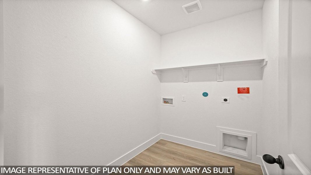 Spacious, unfurnished interior of a new home in Chapel Lakes, Montgomery (Image 20).