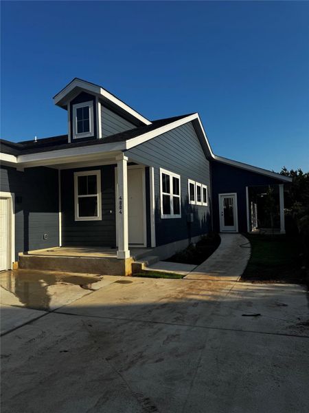 View of front facade featuring covered porch View of front facade featuring covered porch