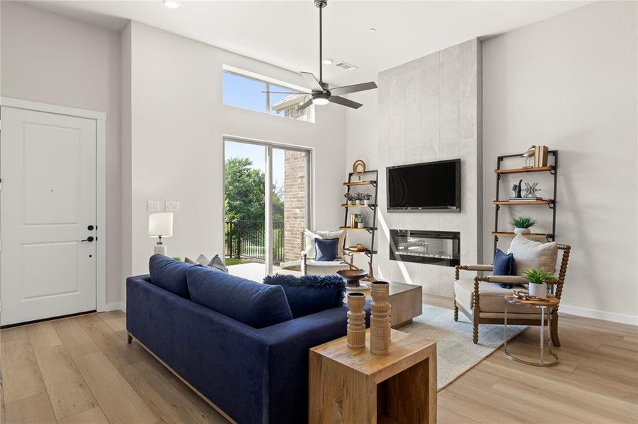 Furnished interior view inside a new home in Cottonwood Creek, Wylie (Image 11).