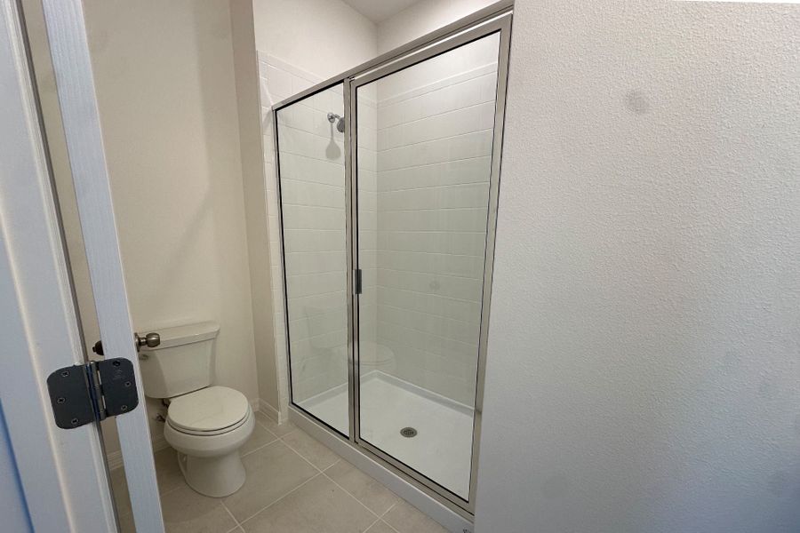 Comfortable and Functional Bathroom in Central Florida House Comfortable and Functional Bathroom in Central Florida House