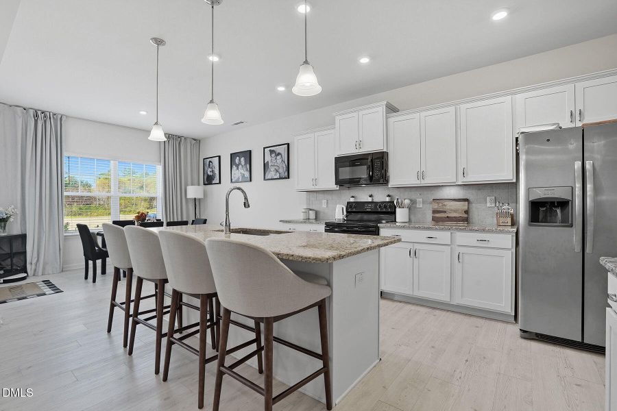 11-web-or-mls-94 Bonnie Girl Ct-59