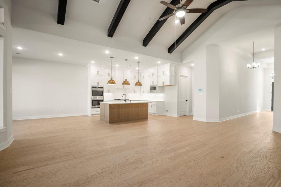 Spacious, unfurnished interior of a new home in The Woodlands Hills, Willis (Image 17).