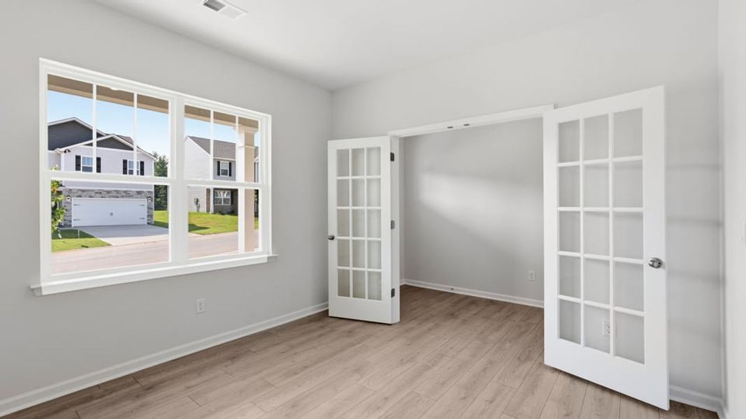 Spacious, unfurnished interior of a new home in Woodglen, Piedmont (Image 22). Spacious, unfurnished interior of a new home in Woodglen, Piedmont (Image 22).