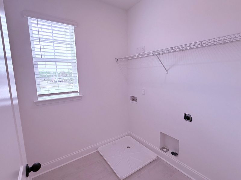 Spacious, unfurnished interior of a new home in Promenade at Clari Park, Murfreesboro (Image 16).