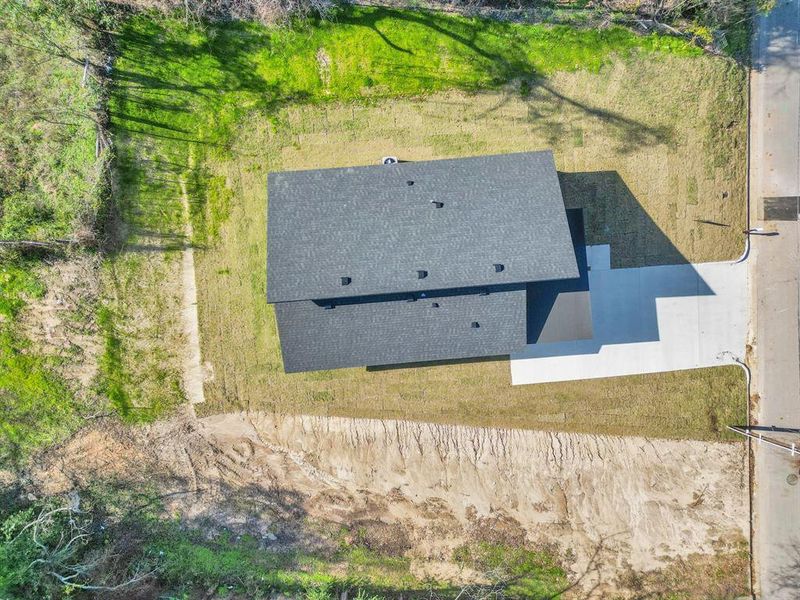 Exterior details and patio area of a home in , Tyler (Image 3).