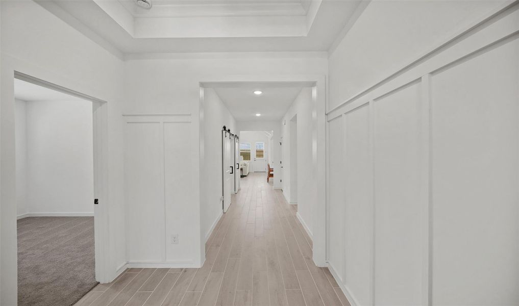 Welcoming foyer (*Photo not of actual home and used for illustration purposes only.)