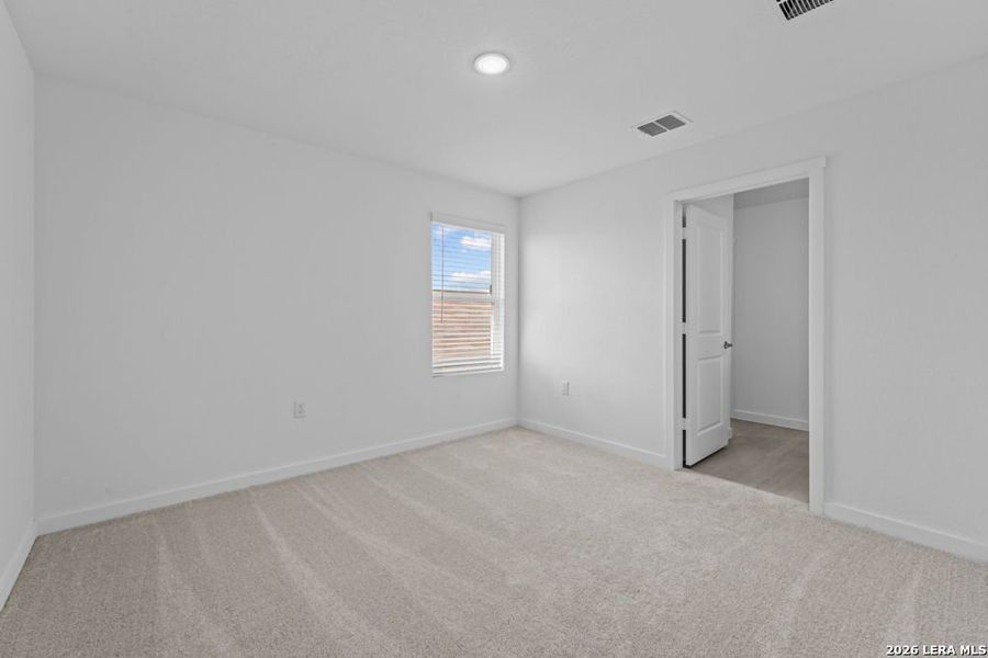 Spacious, unfurnished interior of a new home in Vida, San Antonio (Image 22). Spacious, unfurnished interior of a new home in Vida, San Antonio (Image 22).