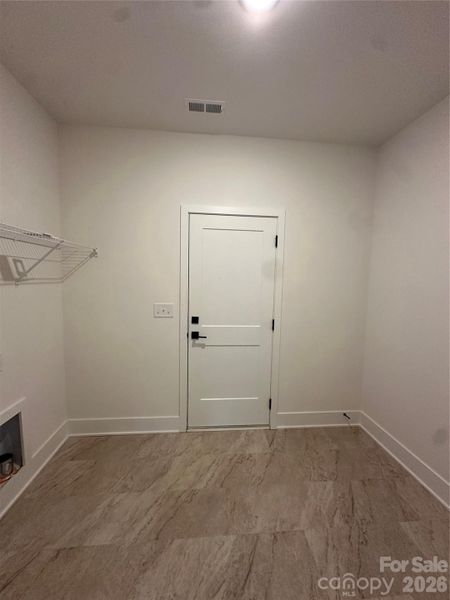 Spacious, unfurnished interior of a new home in Cardiff Glyn, Catawba (Image 16). Spacious, unfurnished interior of a new home in Cardiff Glyn, Catawba (Image 16).