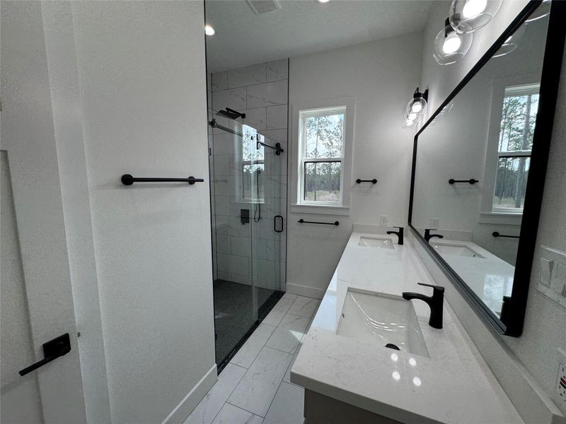 Furnished interior view inside a new home in , Brookeland (Image 15).