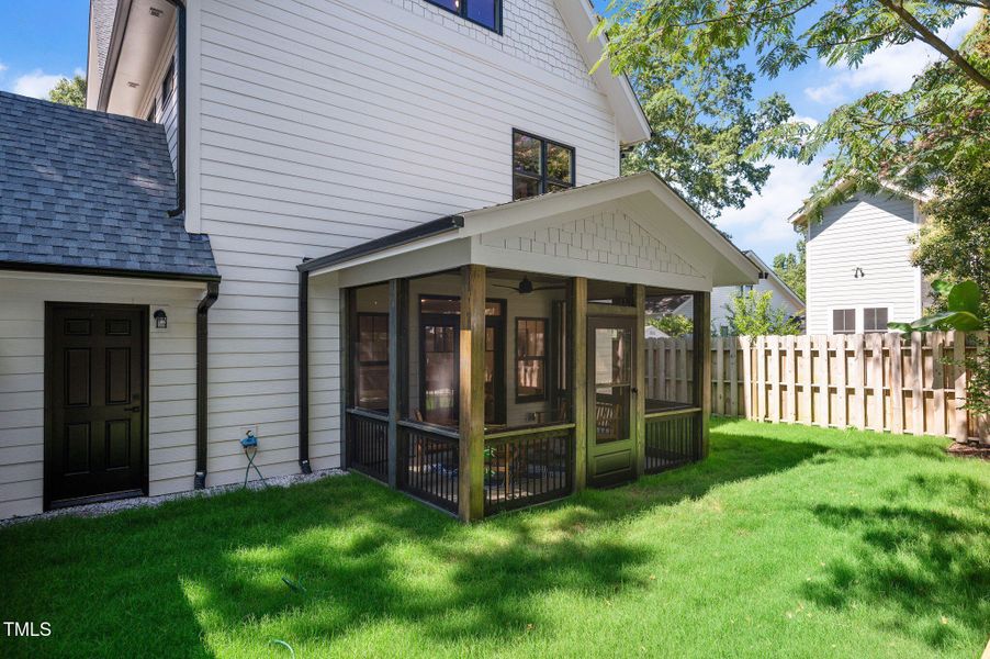 703 E Markham Ave Durham NC 27701_JRKnow