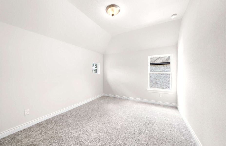 Representative unfurnished interior of a home built from the 3070AU by Ravenna Homes in Audubon 60′, Magnolia (Image 43).