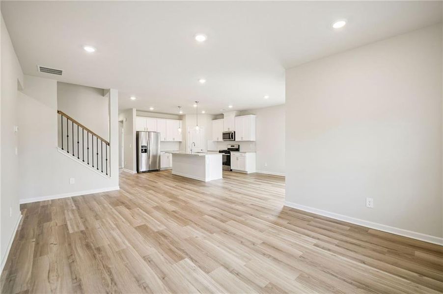 Spacious, unfurnished interior of a new home in Northwoods at Mirror Lake, Villa Rica (Image 20). Spacious, unfurnished interior of a new home in Northwoods at Mirror Lake, Villa Rica (Image 20).