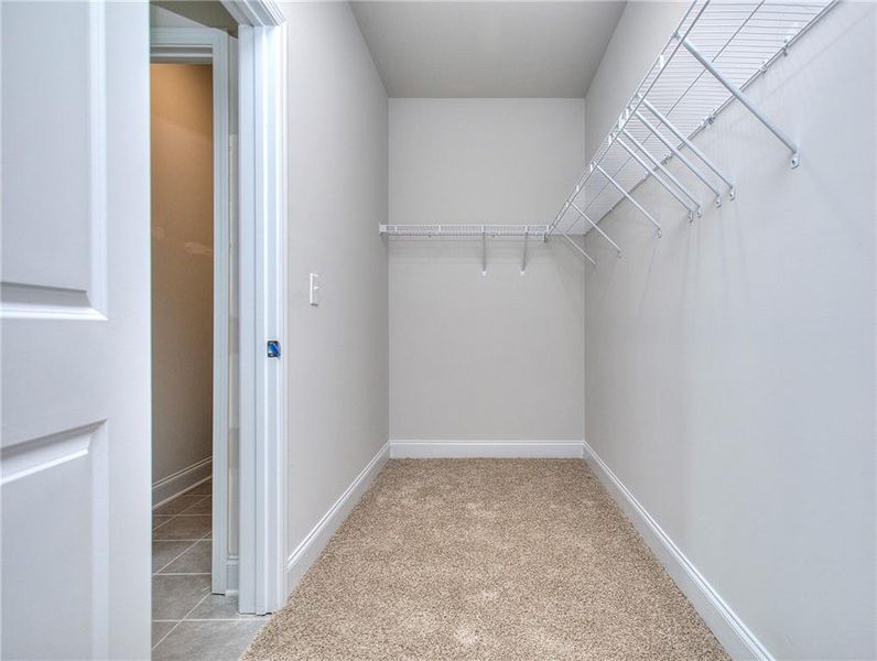 Spacious, unfurnished interior of a new home in , Homer (Image 20).