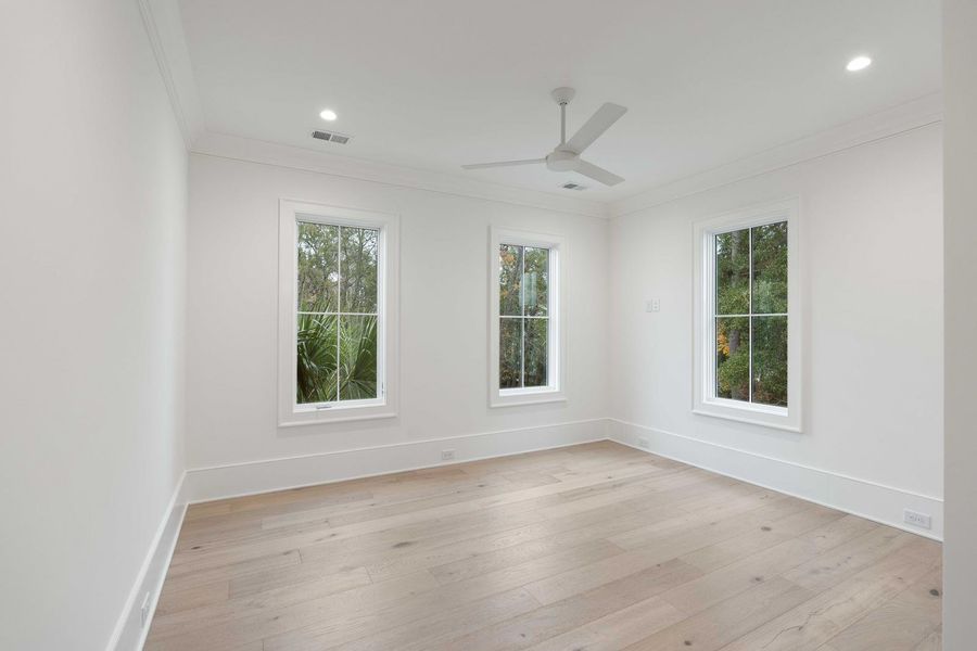 Spacious, unfurnished interior of a new home in , Mount Pleasant (Image 44).