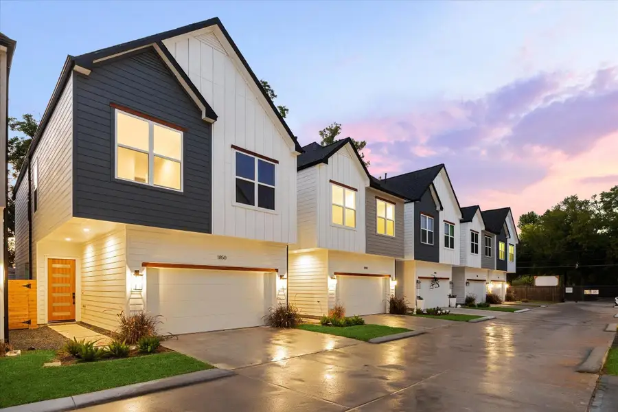 Photos represent homes within the community * not of actual home*