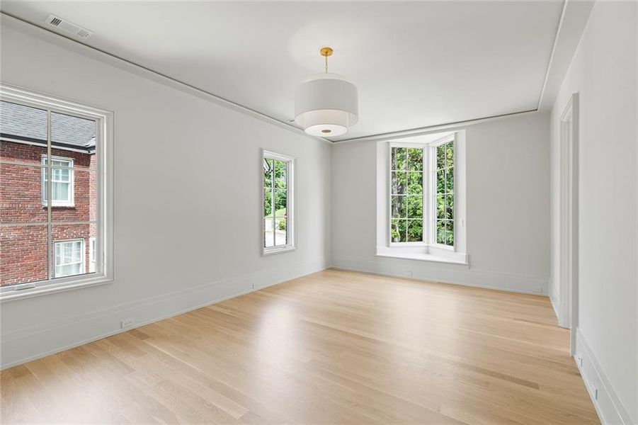 Spacious, unfurnished interior of a new home in , Atlanta (Image 21). Spacious, unfurnished interior of a new home in , Atlanta (Image 21).
