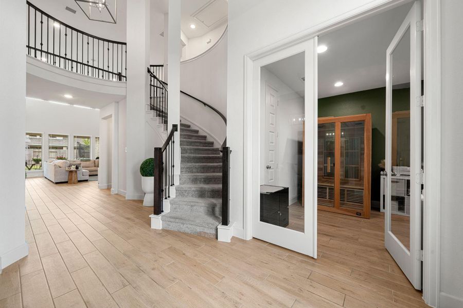Image 47 of a home in .