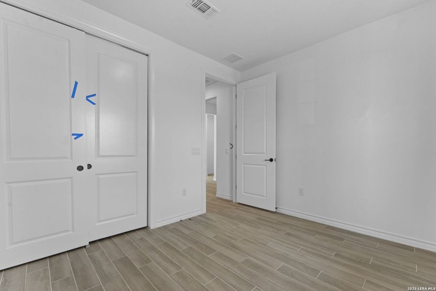 Spacious, unfurnished interior of a new home in Del Webb New Braunfels at Veramendi, New Braunfels (Image 27).