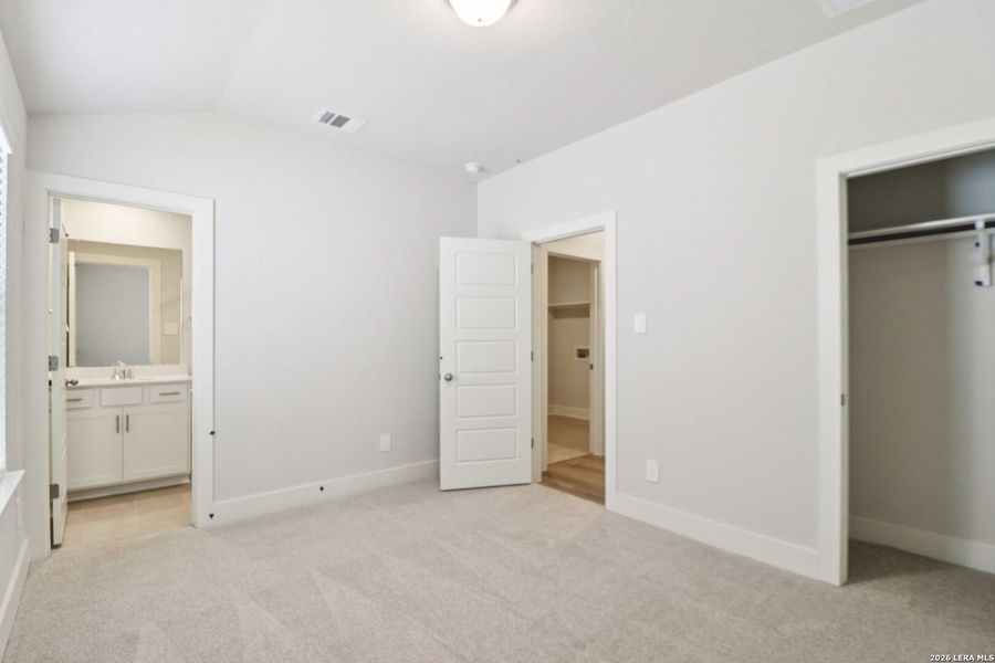 Spacious, unfurnished interior of a new home in Sagebrooke - Classic Series, San Antonio (Image 43).