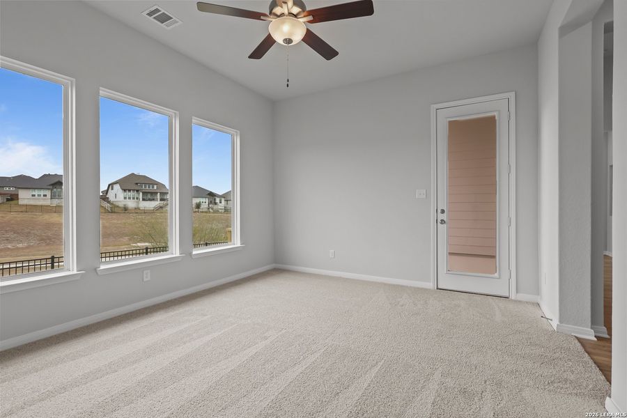 Spacious, unfurnished interior of a new home in Homestead, Schertz (Image 28).
