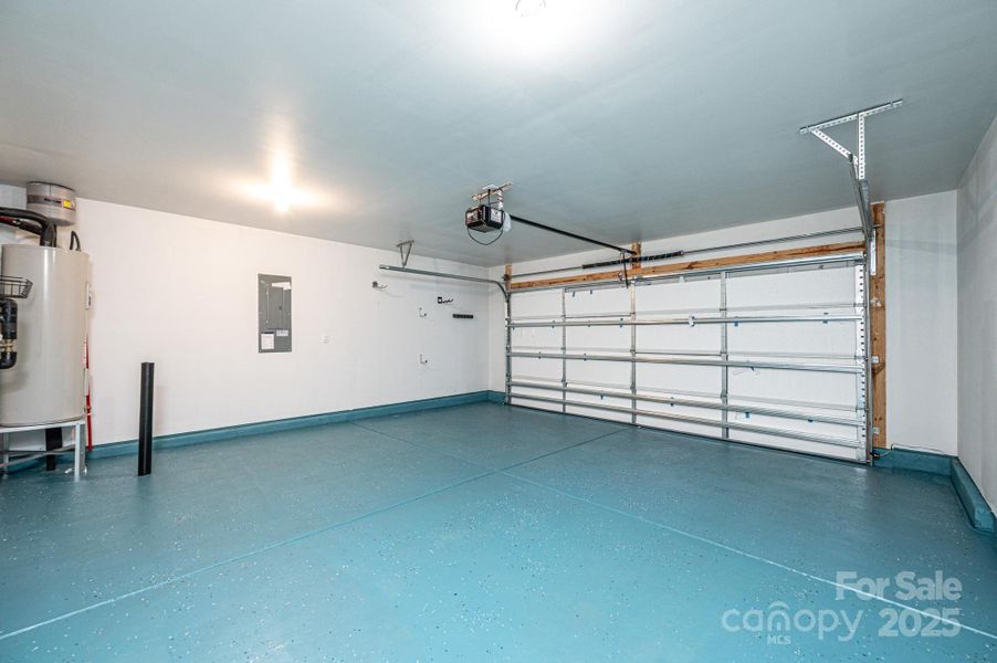 Spacious, unfurnished interior of a new home in Villages of Maiden, Maiden (Image 32). Spacious, unfurnished interior of a new home in Villages of Maiden, Maiden (Image 32).