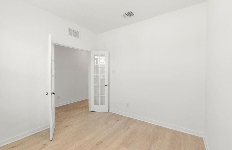 Spacious, unfurnished interior of a new home in Lagos, Manor (Image 44). Spacious, unfurnished interior of a new home in Lagos, Manor (Image 44).