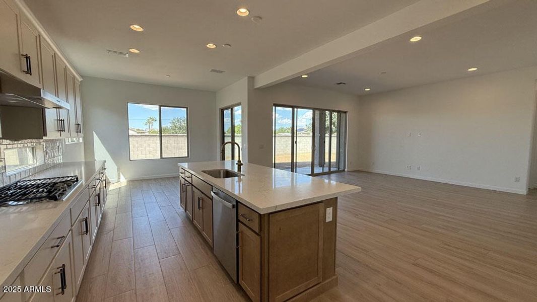 016 - Kitchen 016 - Kitchen