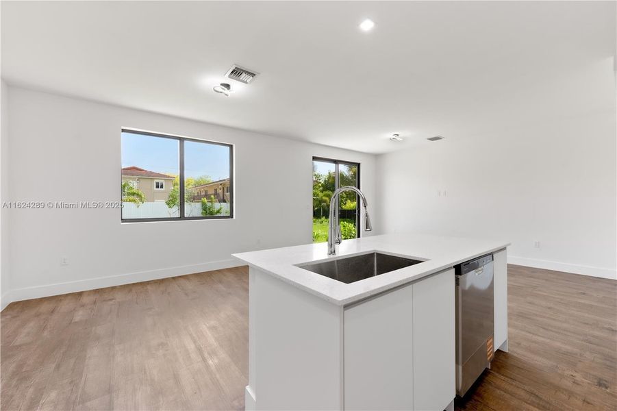 Image 43 of a home in .